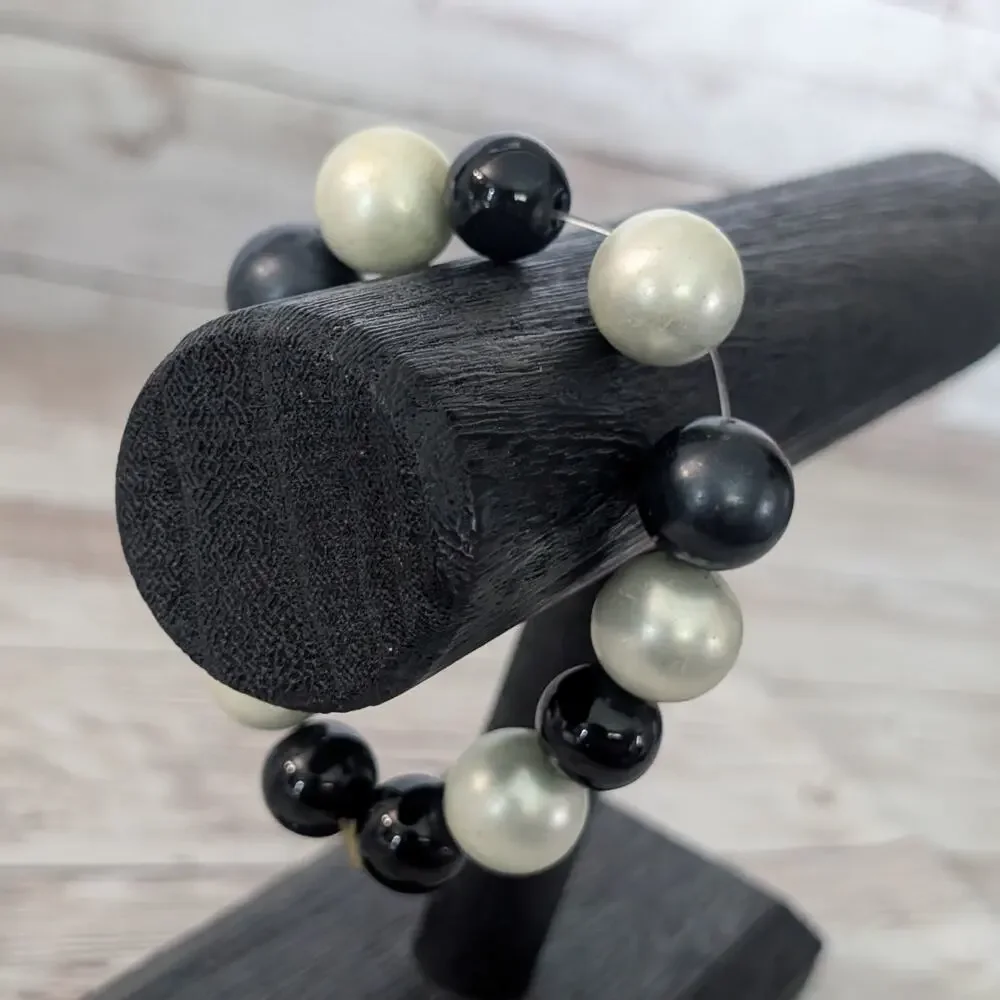 Vintage Stretch Bracelet Cream & Black Chunky - Condition Issues
